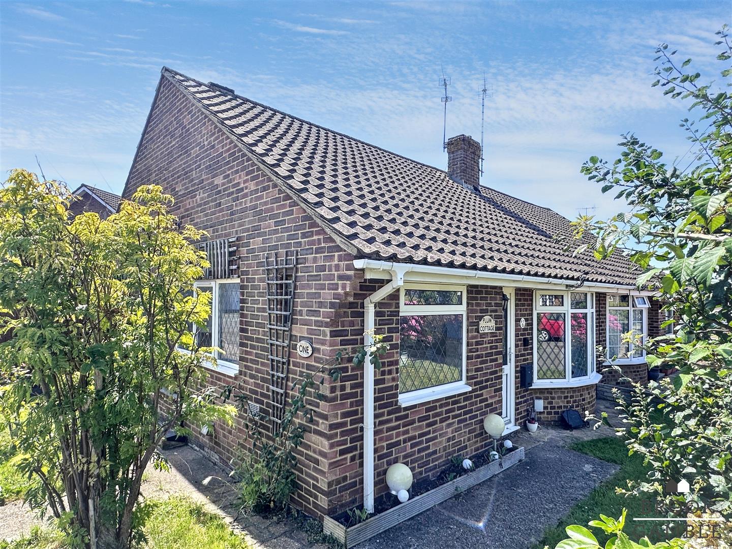 2 Bedroom Bungalow. Victoria Close in Polegate,  14